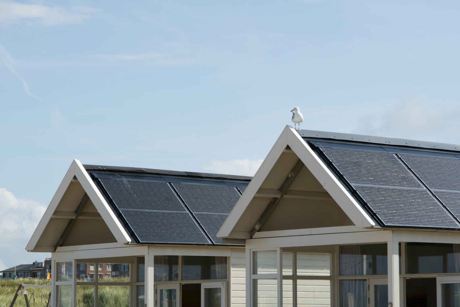Toitures équipées de panneaux solaires